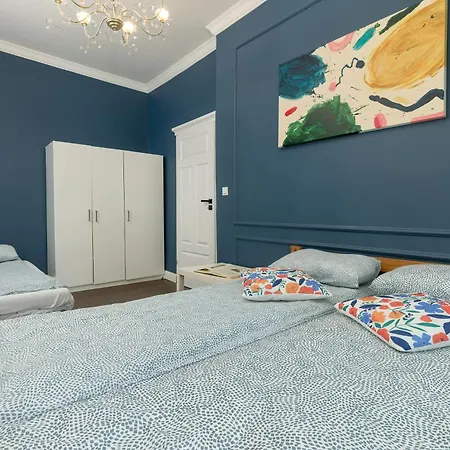 Bright 3city In Center By Renters Apartmán