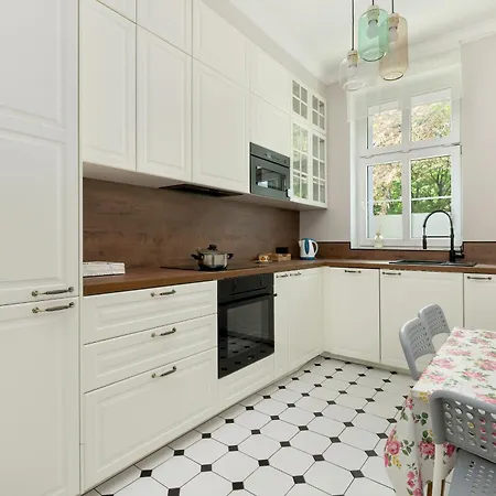 Апартаменты Bright 3city In Center By Renters