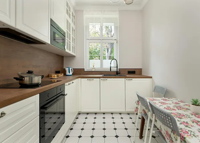 Апартаменти Bright 3city In Center By Renters Сопот